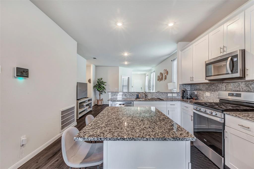 6931 Forbes Run Drive, Houston, Texas image 9