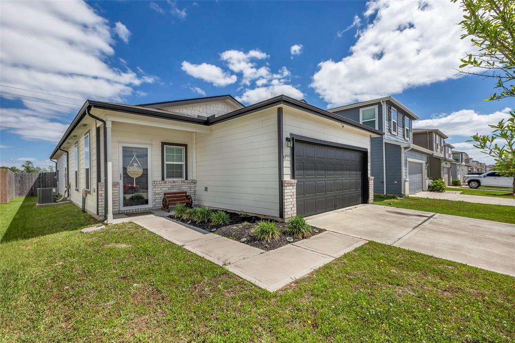 6931 Forbes Run Drive, Houston, Texas image 1