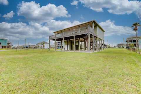 A home in Crystal Beach