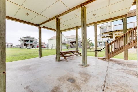 A home in Crystal Beach