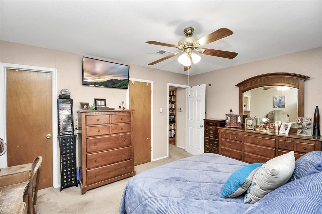 1110 E Brown Lane, Deer Park, Texas image 22