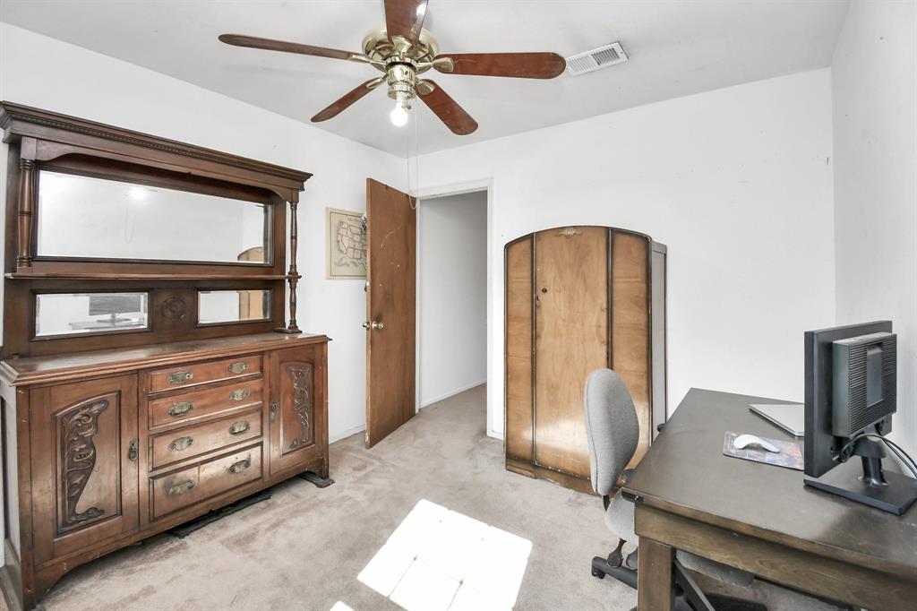 1110 E Brown Lane, Deer Park, Texas image 31