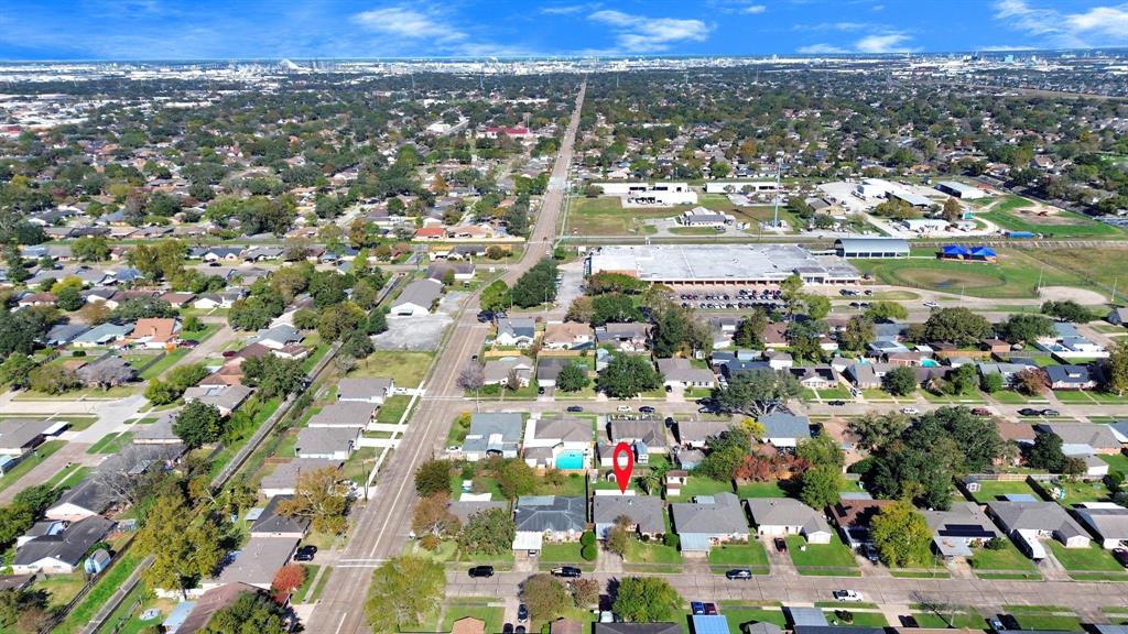 1110 E Brown Lane, Deer Park, Texas image 3