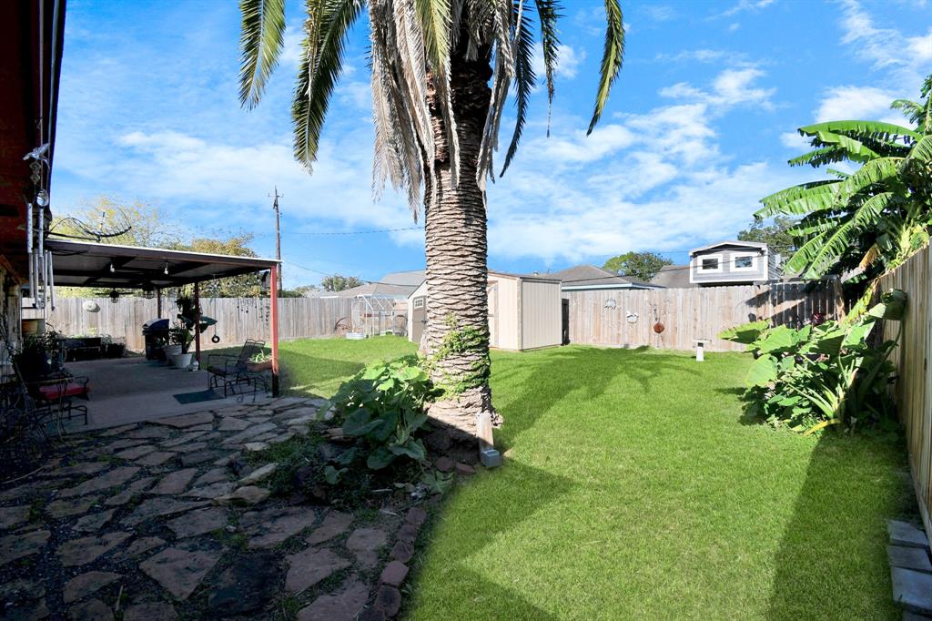 1110 E Brown Lane, Deer Park, Texas image 33