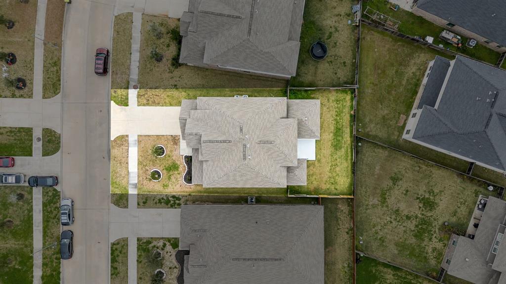 4915 Lacebark Pine Trail, Rosenberg, Texas image 2