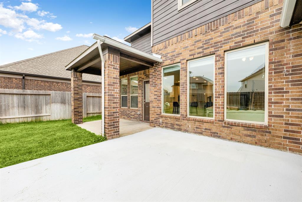 4915 Lacebark Pine Trail, Rosenberg, Texas image 26