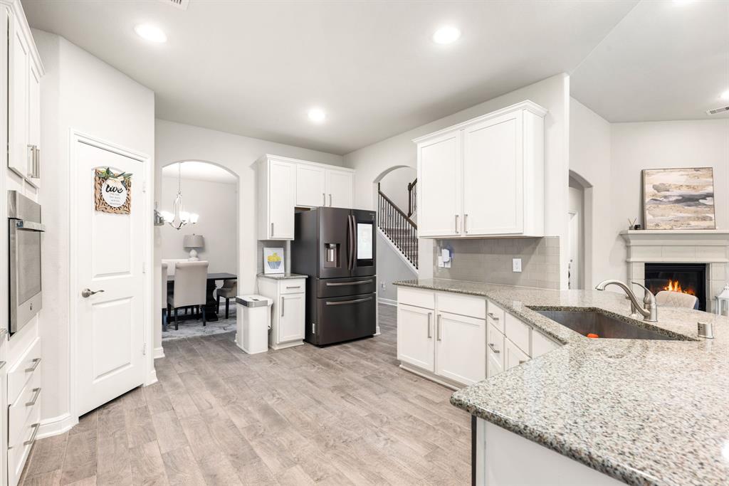 4915 Lacebark Pine Trail, Rosenberg, Texas image 8