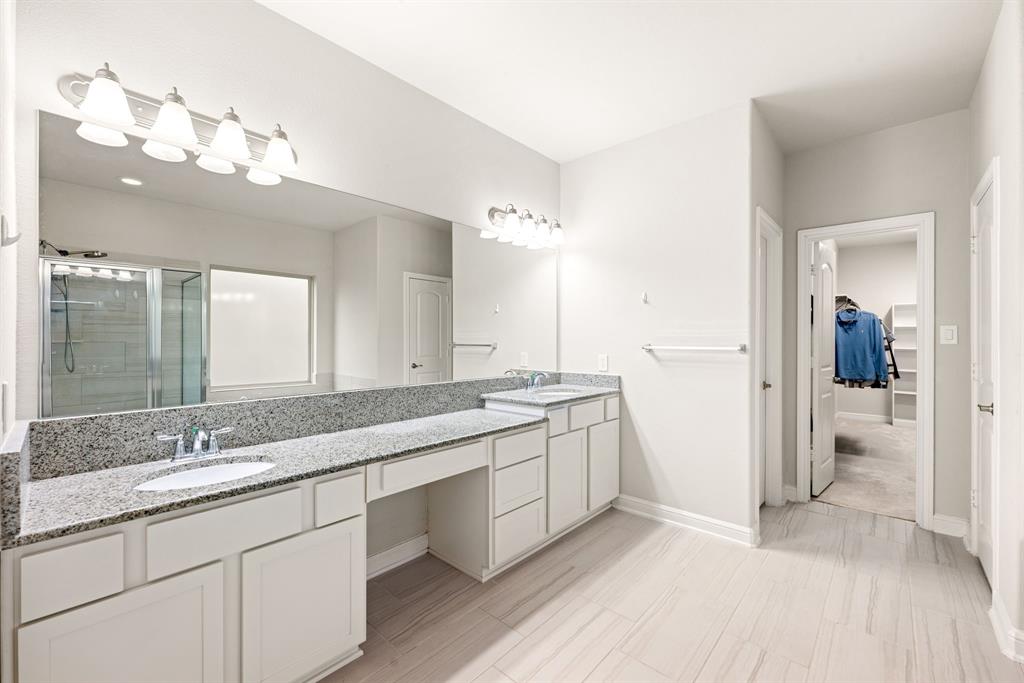 4915 Lacebark Pine Trail, Rosenberg, Texas image 13