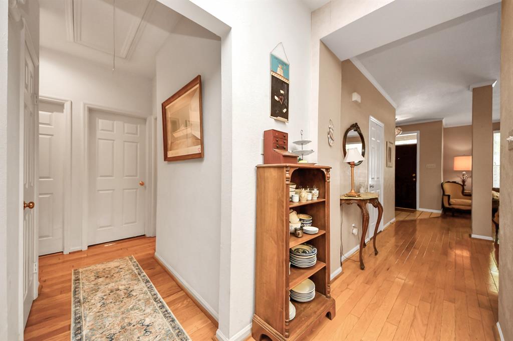50 E Trillium Circle, The Woodlands, Texas image 14