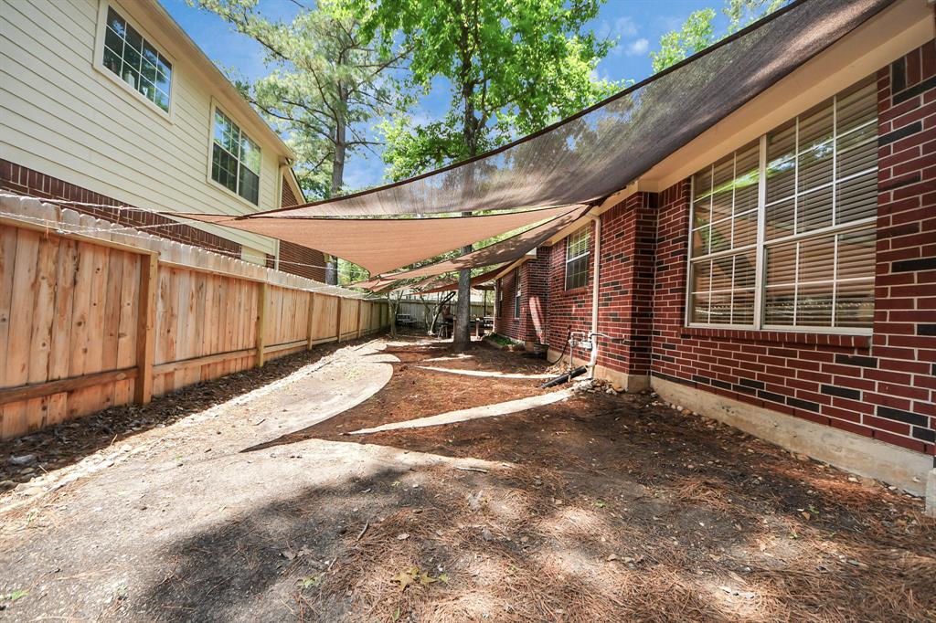 50 E Trillium Circle, The Woodlands, Texas image 28