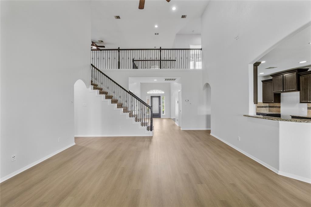 11915 Eagle Ridge Drive, Mont Belvieu, Texas image 19