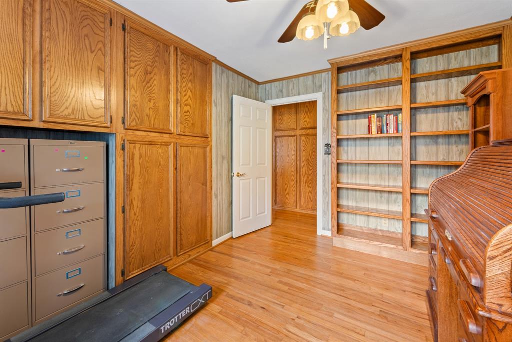 1704 N Pacific Street, Conroe, Texas image 14