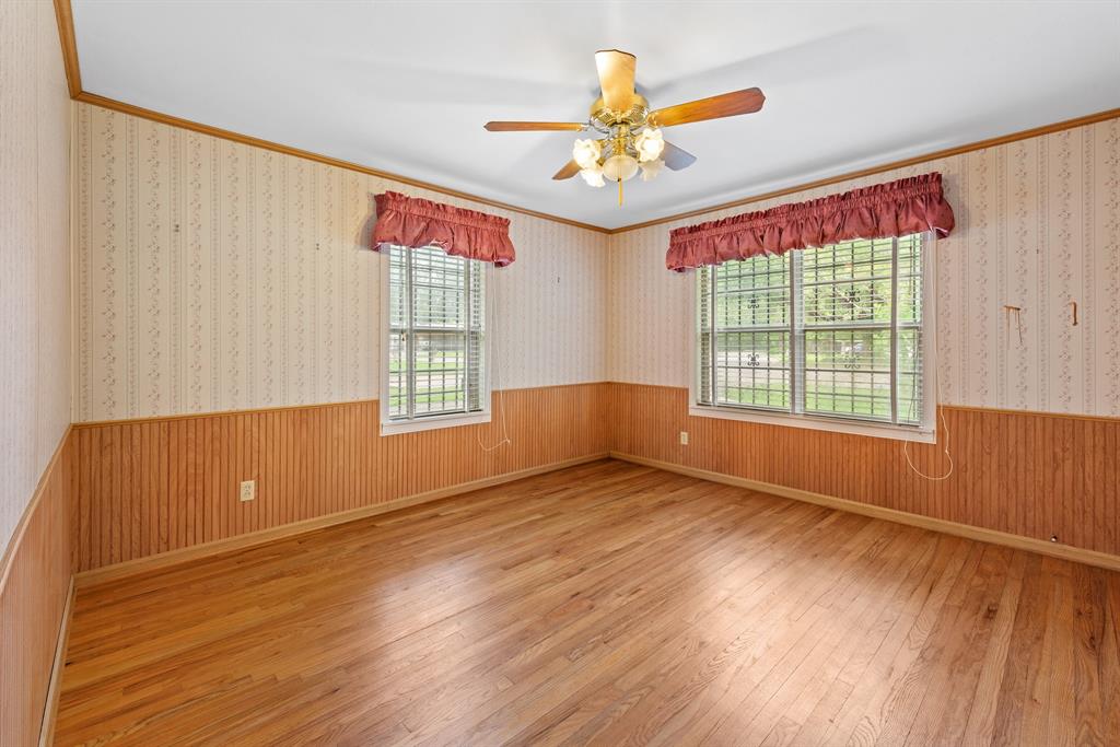 1704 N Pacific Street, Conroe, Texas image 17