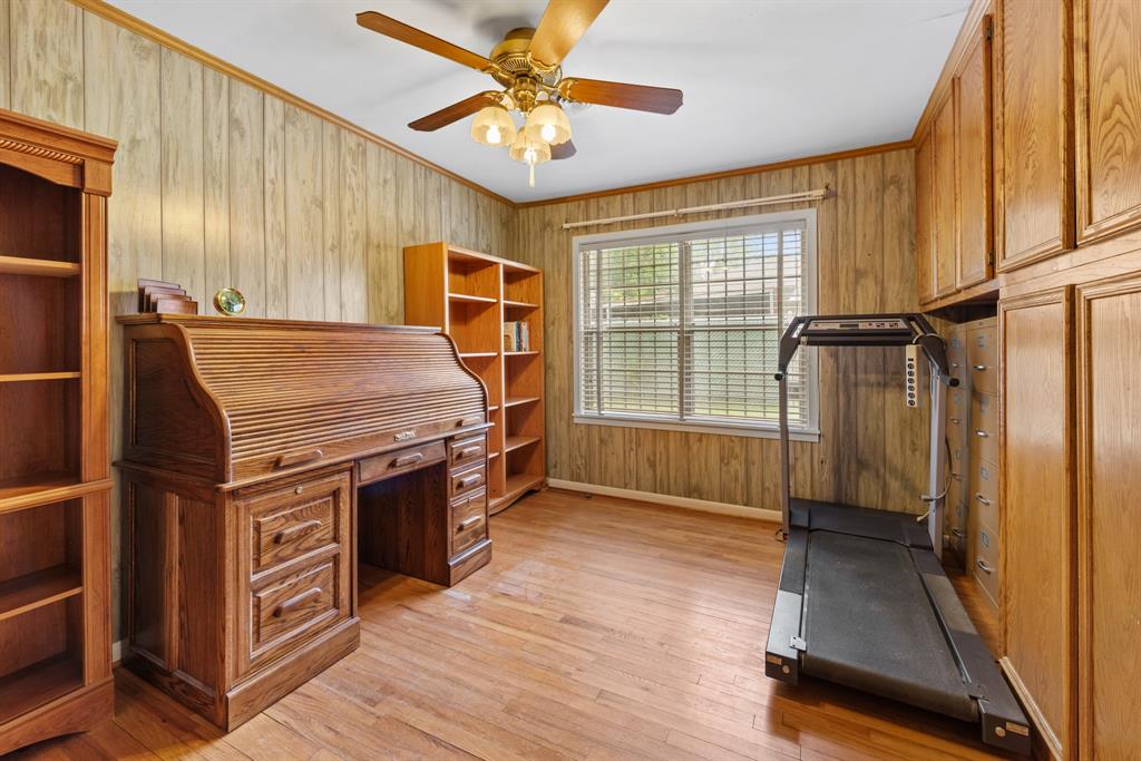 1704 N Pacific Street, Conroe, Texas image 13