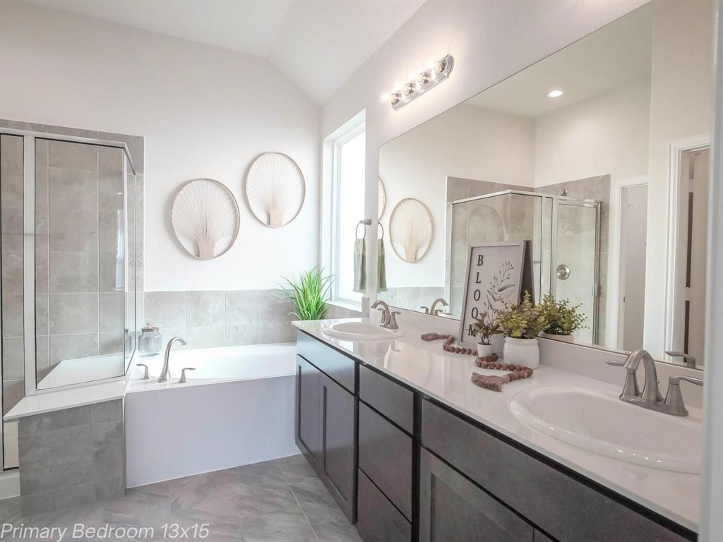 152 Bayou Bend Boulevard, Angleton, Texas image 5