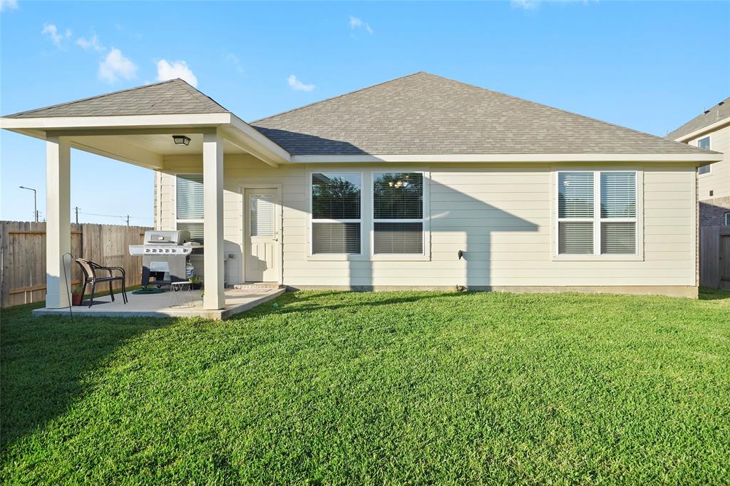 152 Bayou Bend Boulevard, Angleton, Texas image 21