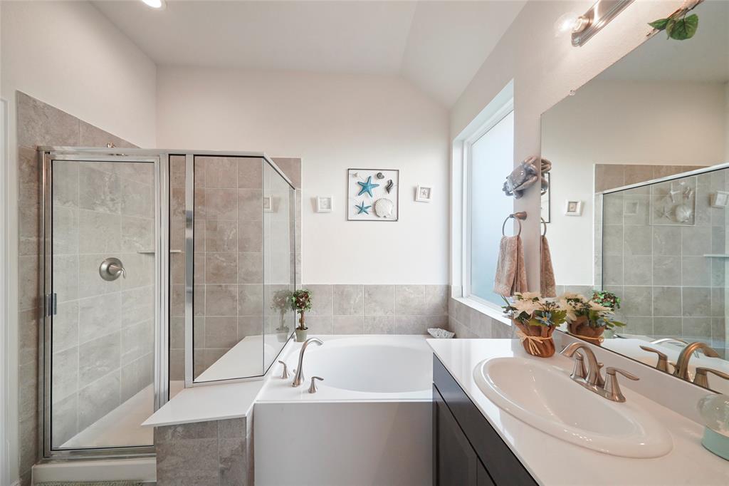152 Bayou Bend Boulevard, Angleton, Texas image 13