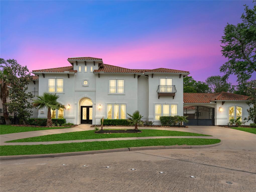 18 Commanders Point, Missouri City, Texas image 1