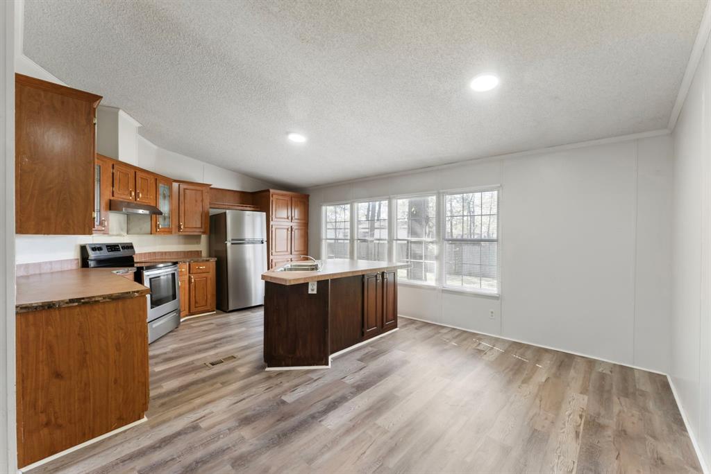 16438 N Emerson Circle, Conroe, Texas image 12
