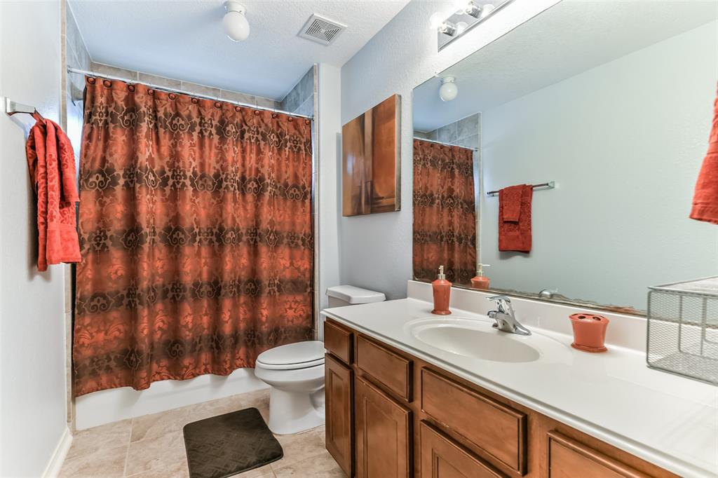 1753 Cranston Grove Drive, Dickinson, Texas image 35