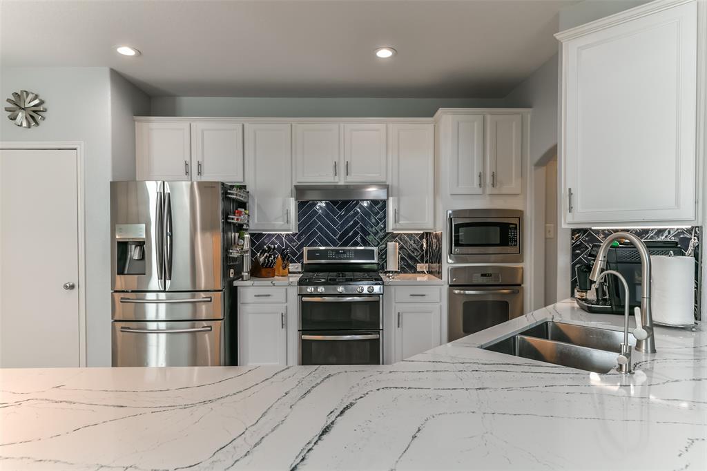 1753 Cranston Grove Drive, Dickinson, Texas image 15