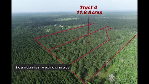 Photo of 6811 Pr 8235, Buna, TX 77612 (MLS # 97613169)