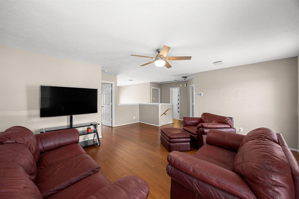 5205 Jolie Drive, Pearland, Texas image 25