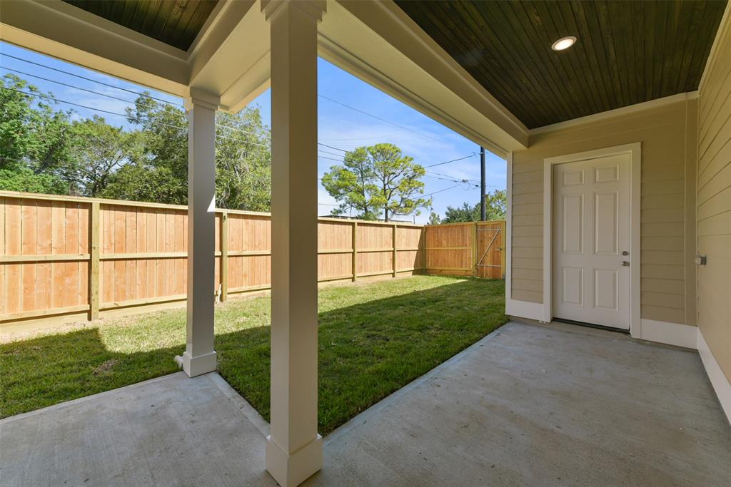 2503 S Houston Avenue, Pearland, Texas image 31