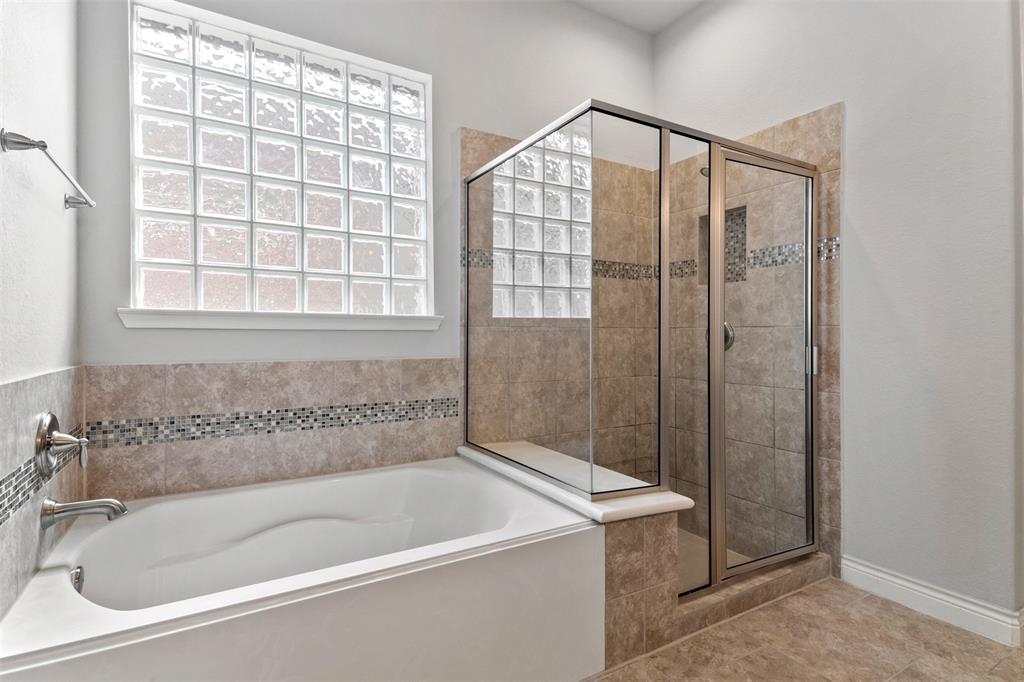 4926 Thunder Creek Lane, Sugar Land, Texas image 21
