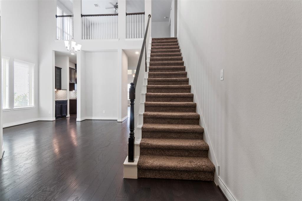 4926 Thunder Creek Lane, Sugar Land, Texas image 7