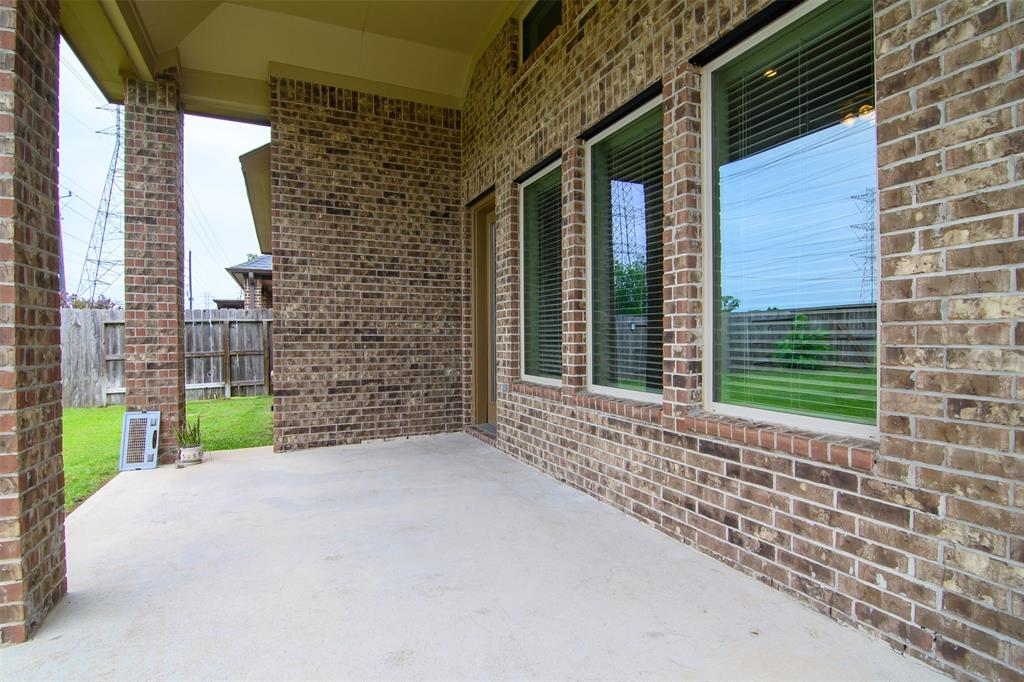 4926 Thunder Creek Lane, Sugar Land, Texas image 41