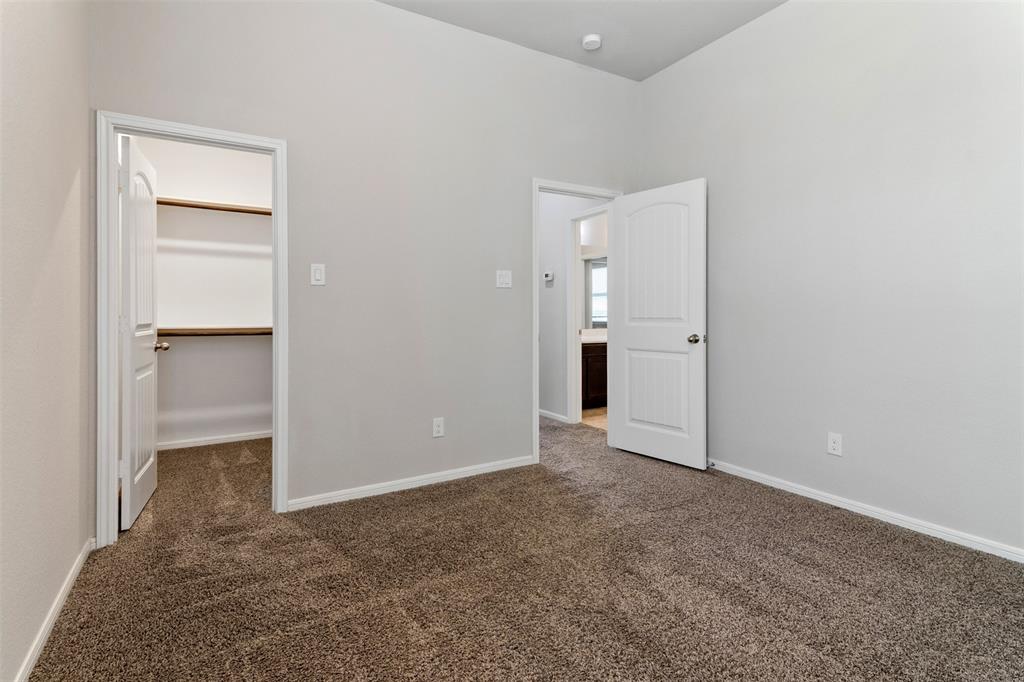 4926 Thunder Creek Lane, Sugar Land, Texas image 28