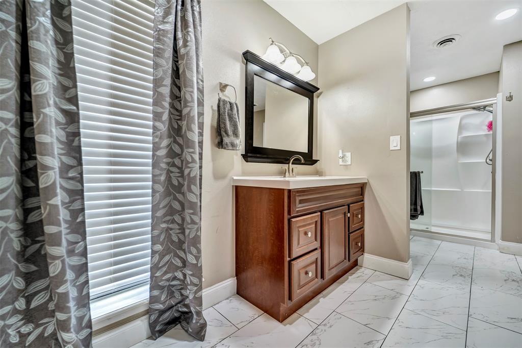 38 Fm 1696 Road, Huntsville, Texas image 32