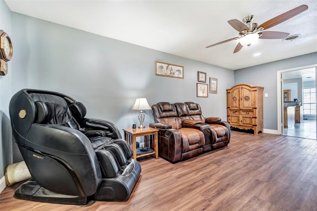 38 Fm 1696 Road, Huntsville, Texas image 14