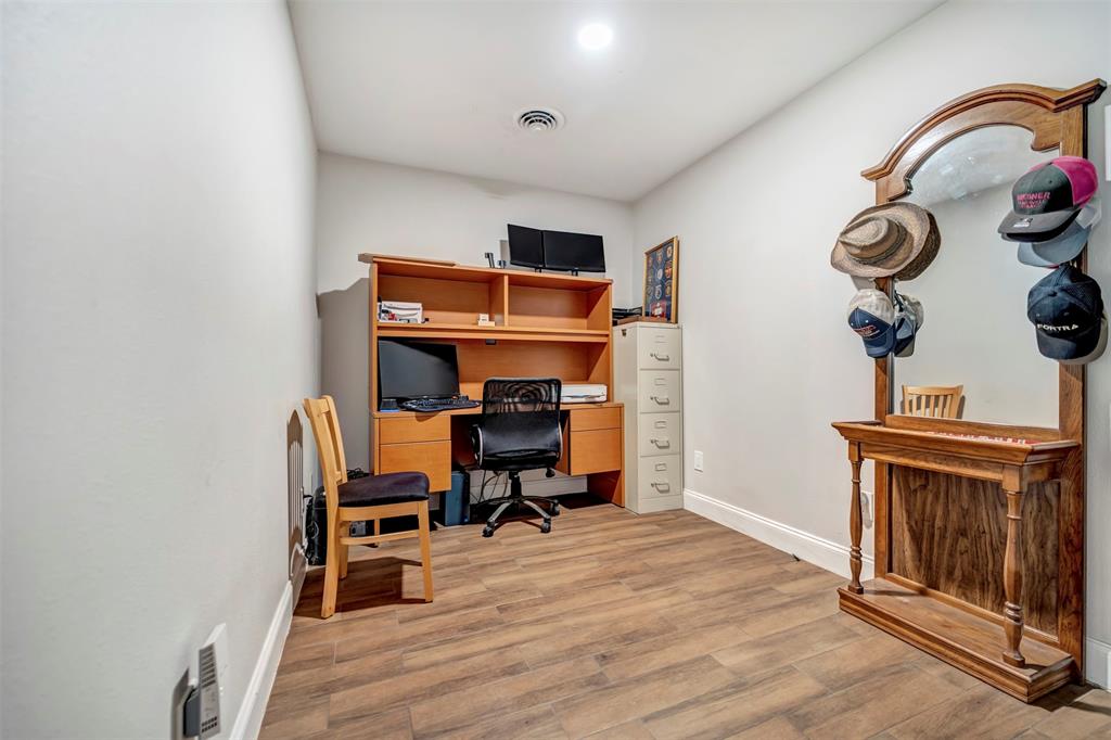 38 Fm 1696 Road, Huntsville, Texas image 31