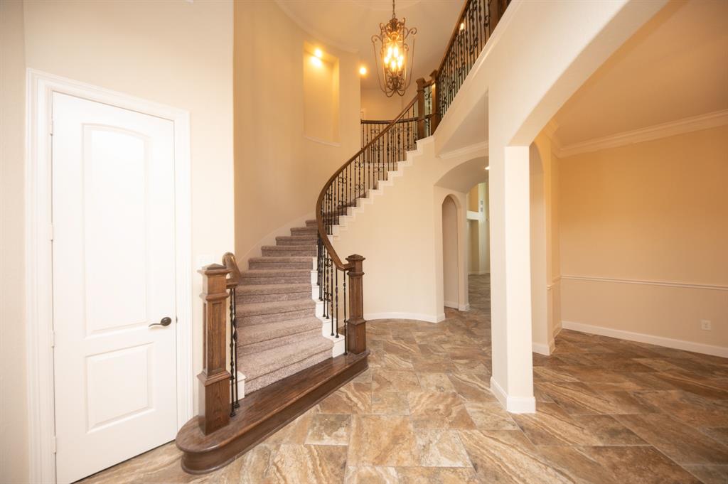 2918 Chapel Rock Court