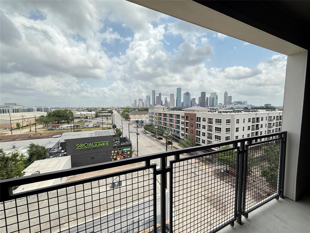 2520 Washington Ave 456