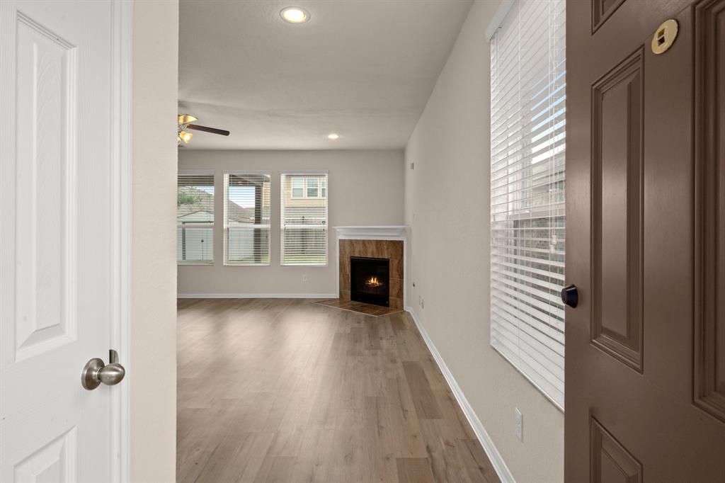 15011 Darby Retreat Ln, Cypress, Texas image 22