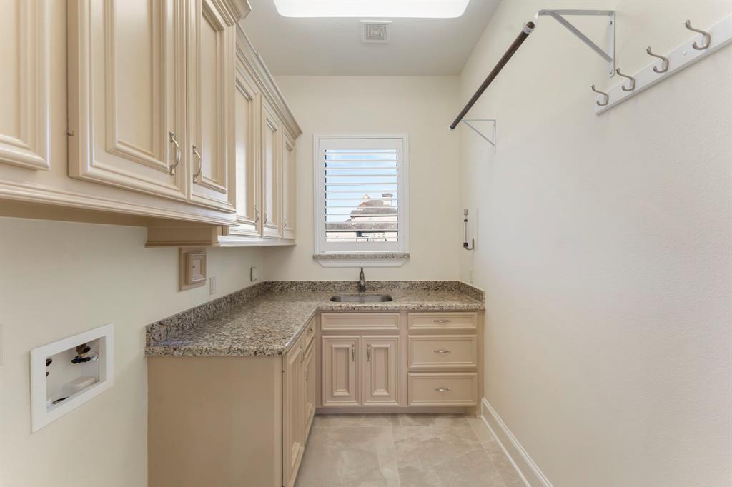 134 Mia Lago Drive, Montgomery, Texas image 25