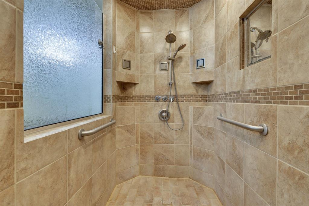 723 Lakeview Harbor, Onalaska, Texas image 22