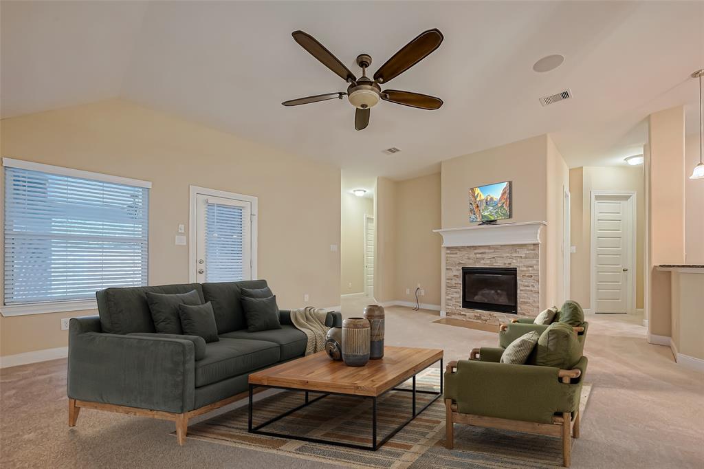 4914 Woodbury Mill Drive, Spring, Texas image 13