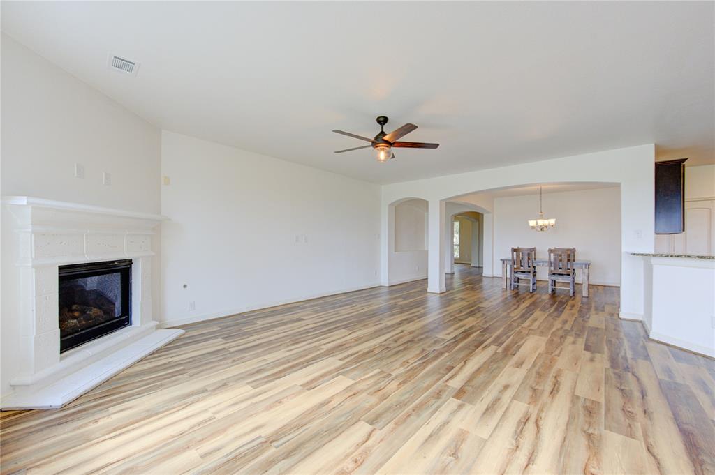 2823 Krenek Court, Rosenberg, Texas image 10