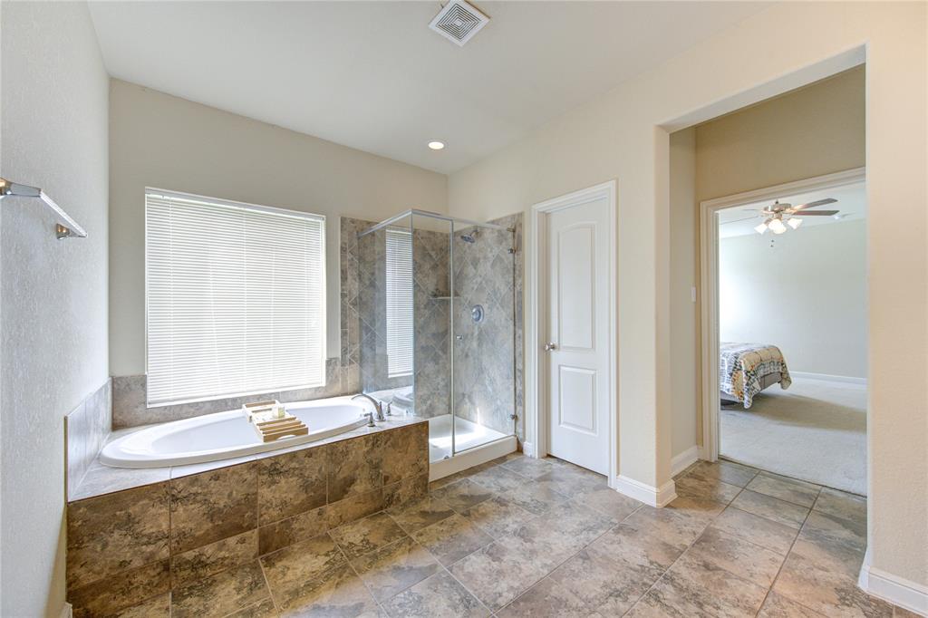 2823 Krenek Court, Rosenberg, Texas image 23