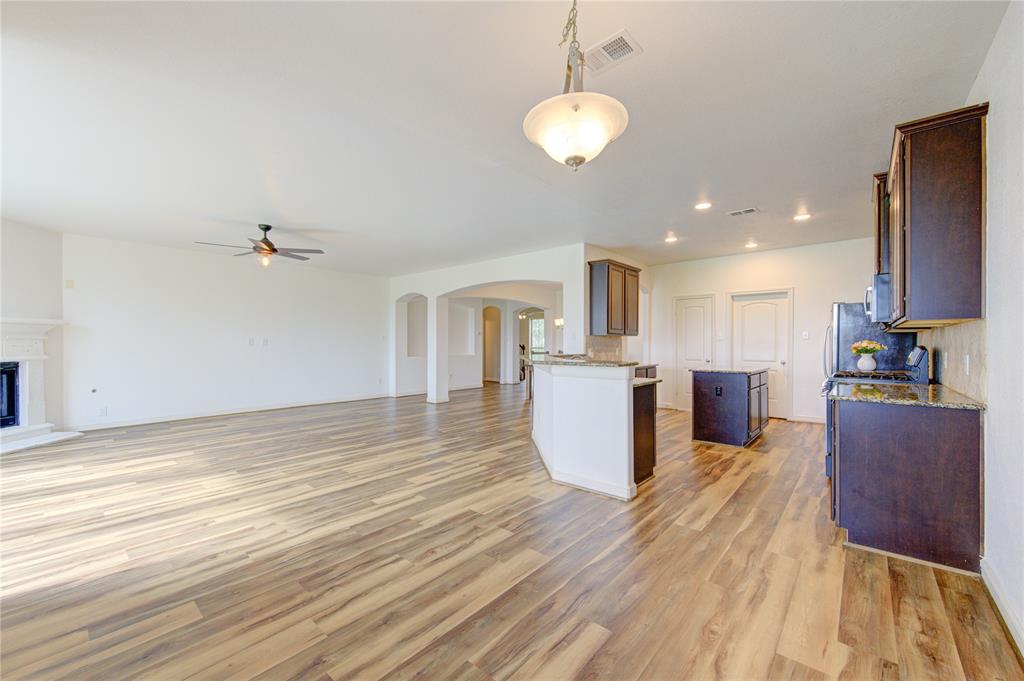 2823 Krenek Court, Rosenberg, Texas image 14