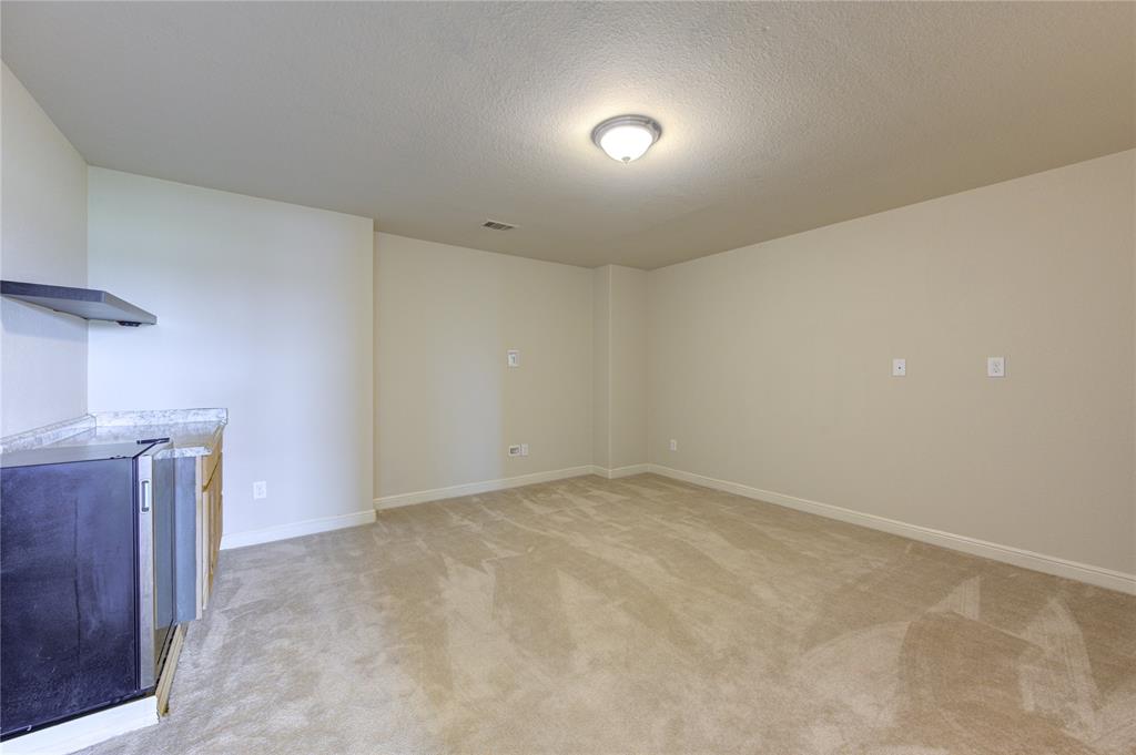 2823 Krenek Court, Rosenberg, Texas image 35