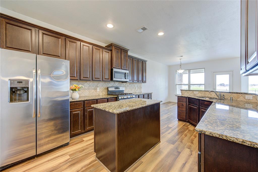 2823 Krenek Court, Rosenberg, Texas image 16