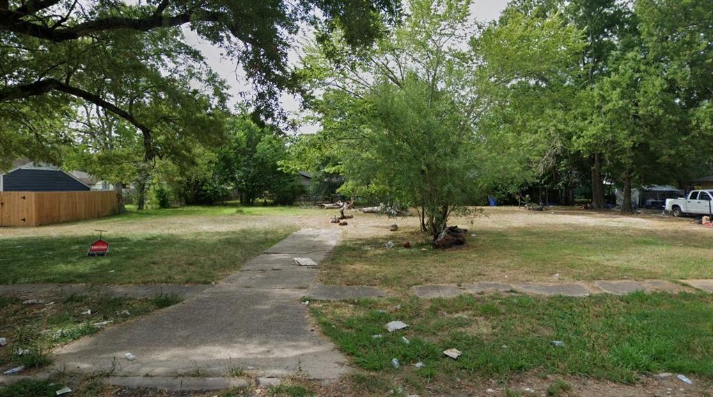 Photo 1 of 2 of 5830 Pershing Street land