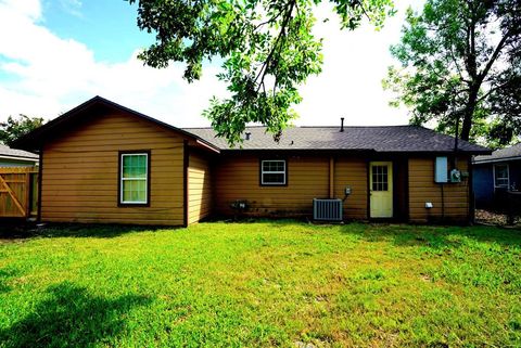 A home in Lake Jackson