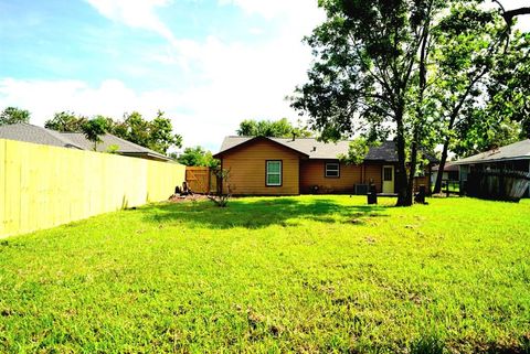 A home in Lake Jackson