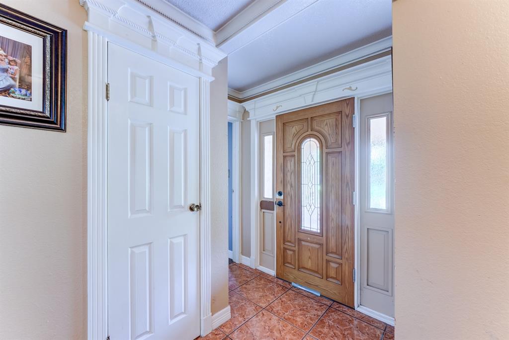 316 Hickman Lane, Angleton, Texas image 18